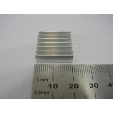 Kühlkörper 20 x 20 x 5 mm alu