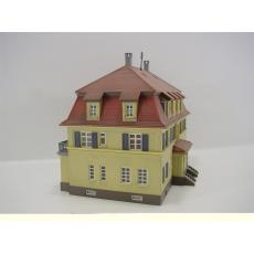 Fertigmodell "Doppelhaus" aud Kibri Bausatz 8214