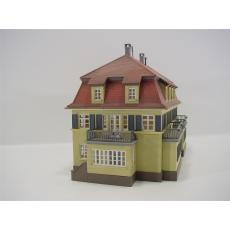 Fertigmodell "Doppelhaus" aud Kibri Bausatz 8214