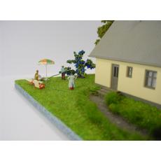 Diorama "Im Garten"