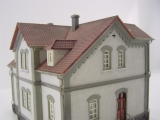 Fertigmodell "Siedlungshaus" aus Pola Bausatz 143