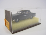 HO 1930 Ford Taunus 17m Taxi schwarz